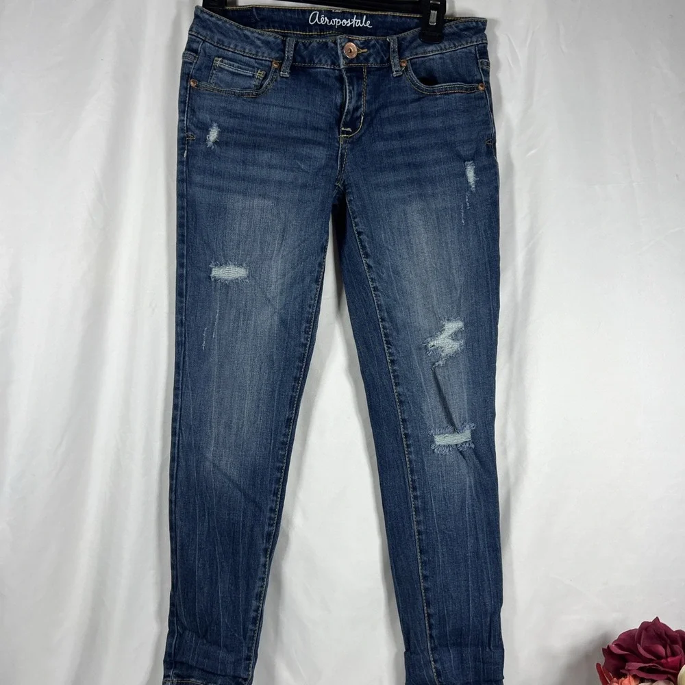 Aeropostale Womens Size 6  Short Lola Jeggings 5 Pockets‎ Denim
